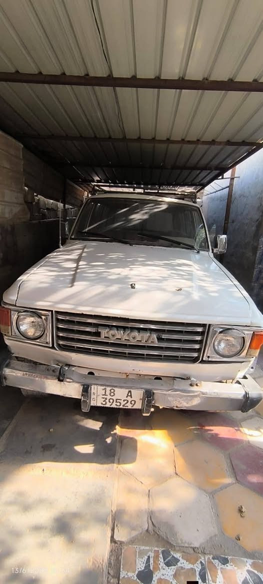 لاندكروز مكينه بلاد كير ٤نمرنوع السياره. لاند كروز
موديل 84
سياره بلادي 
مكينه.  كير. اكسل. بلادي 

احله من الصور 

السنويه مجدده  2030 

تخم تاير جديد 

النضافه كما موضح ب الصوره 
و بعد احله 

الاستفسار الاتصال ع الرقم 
***********
قحطان الحسيني
