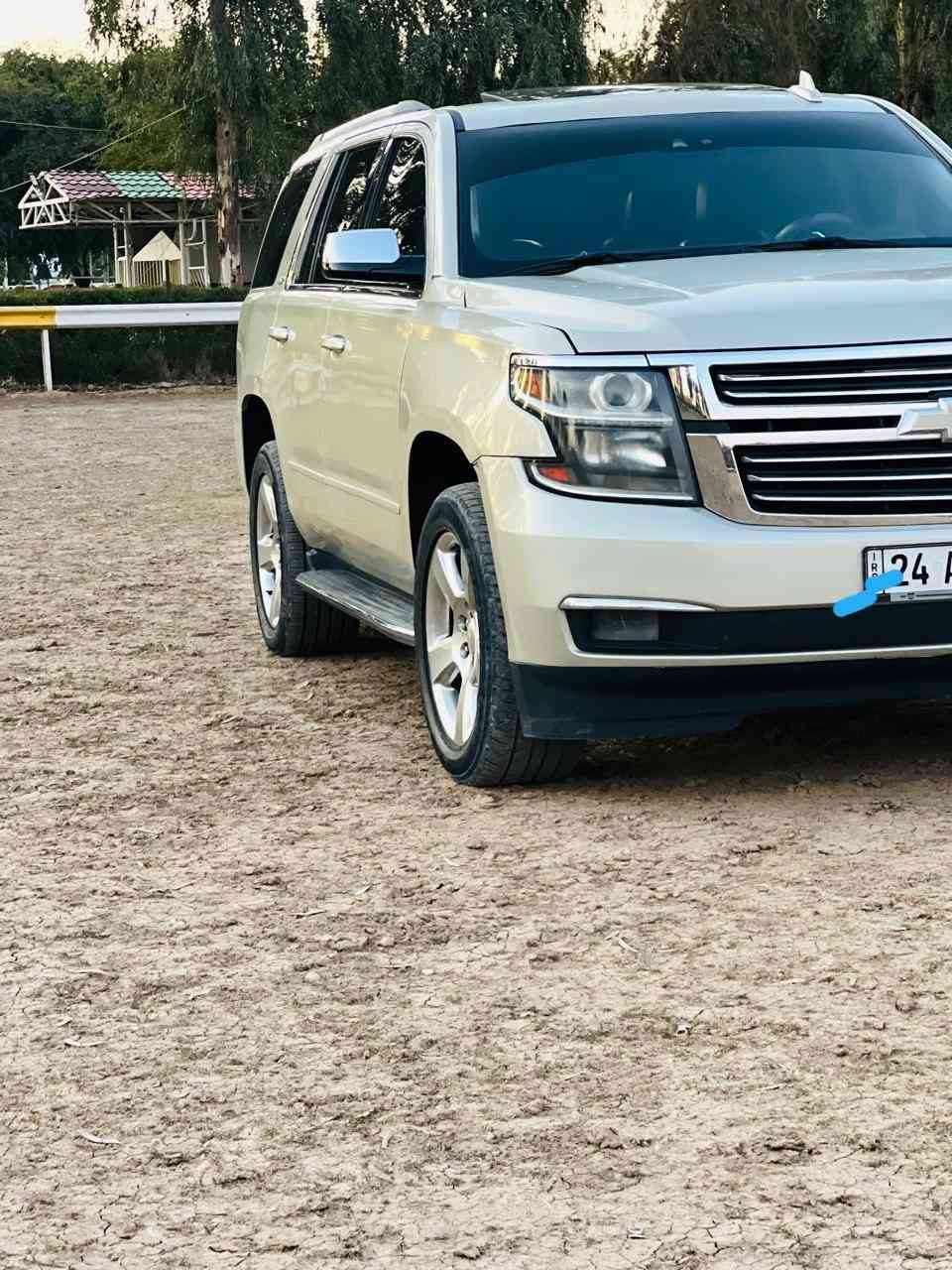 تاهو 2018 ادوات   مكفوله من الكص  فول مواصفات بصمه تشغيل عن بعد كشن ملكي منفصل كشنات جلد فول فتحه فور ويل قاصه داخليه اشاير مري رادار جانبي صندوق شفط كشن كهرباء وهزاز مري شفط تدفأ وتبريد كشنات خزن ميموري لايت زنون تخم تاير ويل جديد سياره جديده شركه كل نقص مابيه جاهزه من كلشي مكاني  كركوك سعر130
***********
