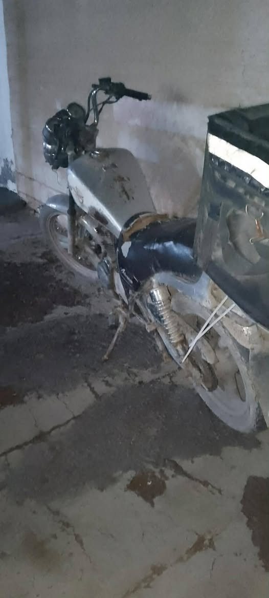 سلام عليكم دايلم للبيع كامل شغال كهربائيات محرك مابي شي سعر 300 ***********
