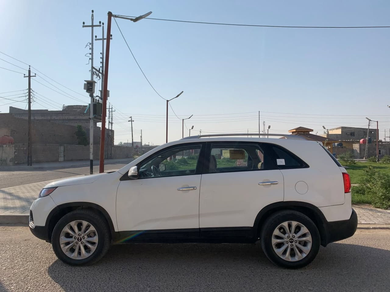 كيا سورنتو خليجي ٧راكب ٤ سلندر تبريد اشاره بمري مابيها اي نقص صبغ حزام  السعر١٢٥ وبيها مجال قليل باسمي رقم بغداد مشروع وطني  مكان السياره بصره سفوان رقم صاحب السياره *********** مراجعة نفس الرقم حصرا واتساب شغال
