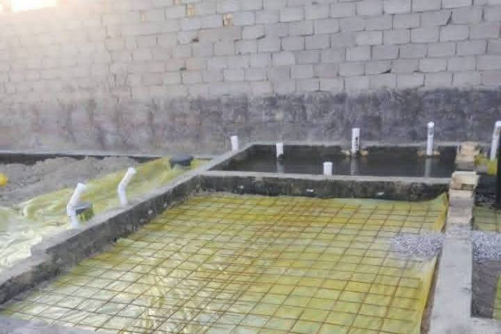 لكل من يتابعني شغل درجه اولى مقاولات بناء صب لباخ بياض سيراميك تفليش وترميم كامل ***********
