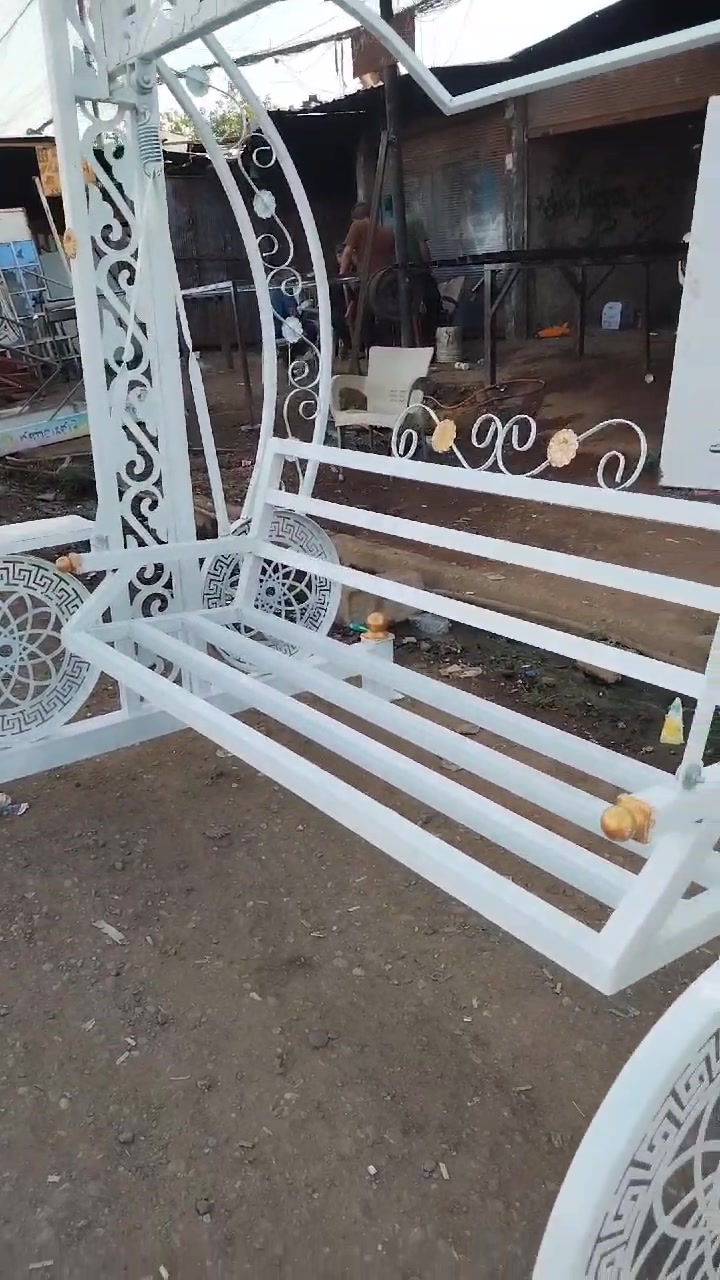 مرجوحه حديد ثقيل