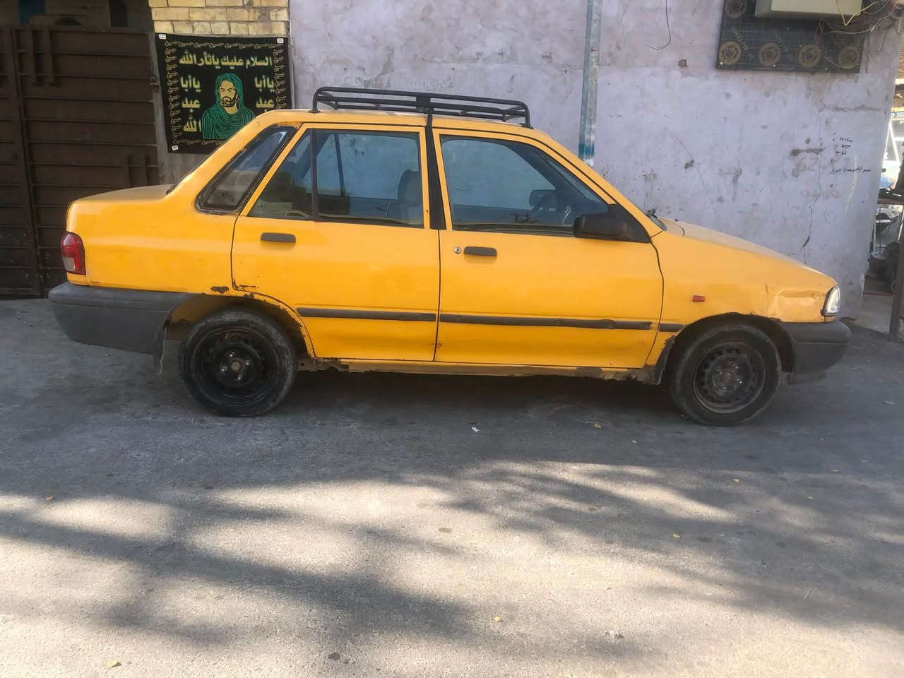 السلام عليكم 
سايبا موديل ١٢ رقم بغداد انكليزي الجديد 
باسمي 
ابيع عقد مروري شرط التحويل التحويل 
السعر ١٦ قفلها 
بغداد الامين 
*********** واتساب
