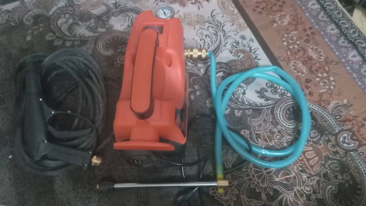 سلام عليكم  اخواني من رخصت الأدمن المحترم عندي هاي الفاره مال غسل للبيع صارله عندي 5اشهر بس الله شاهد علي غسلتين غسلت بيه وضميته نوعيه جيده الألمانيه جبته ب100 وكل الملحقاته وياها وجديده بمعنى الكلمه أريده ب65 لان مستعجل على بيعته رقمي ***********
