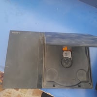 بلي ٢ مهكر مع ملحقات كاملة ماعدة كيبل  مشغل مالة يطلع سعرها٥ الف  رايد...