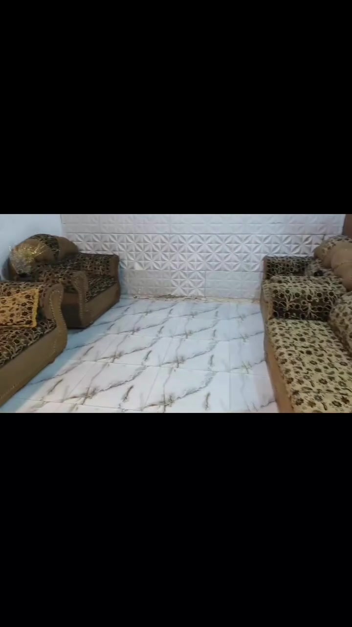 سلام عليكم تخم للبيع نضيف كلش ***********
