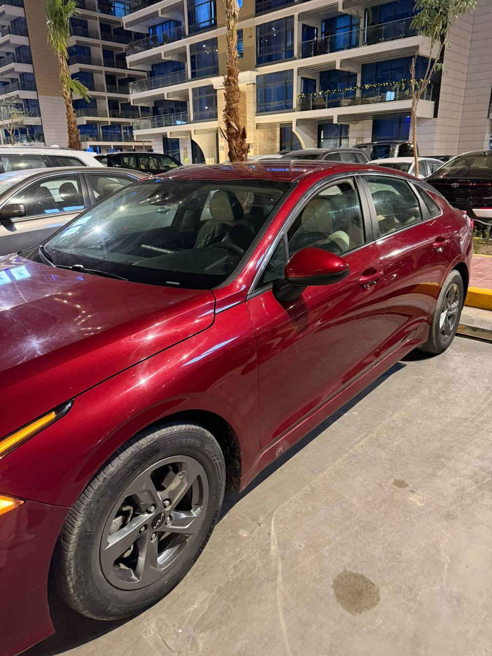 كيا K5 2022 أمريكيه حادث كلش بسيط 
فقط الجاملغ بدون (( ايرباك )) بدون دواخل جميع السياره ليبل واحد باقي السياره مكفوله ماشيه 75 الف بصمه كامره رادارات
رقمها بغداد باسمي مكاني المنصور 
سعرها 175 ورقه مجال بسيط 
السياره حادثها كلش خفيف وجديده جدا 
*********** بغداد, العراق
