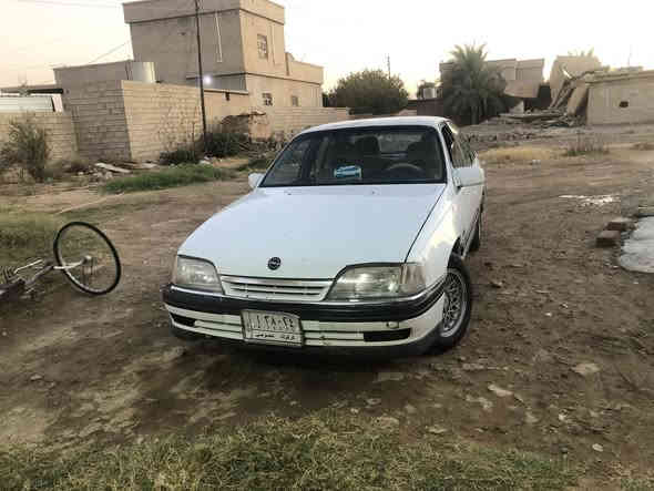 السلام عليكم 
اوميكا للبيع او مراوس
م٩٢
السعر ٢٧ وبيها مجال قليل جدا 

كير محرك ونجي 

سيارة جاهزة على الاخر 

شواصي قطرة خياس مابي 

فقط هلالات خلفية ومصلح موضح بصور 

سنوية عضم نافذة من ١٩ 

شرط التحويل فقط 

دواخل حلوة حيل 

وهزة جديدة صار يومين سويتها 

معاملة صار عندي ظرف وعفتها 

صدر تايرات كهربائيات كلها شغالة 

مابيها نقص 

تفاصيل اكثر اتصل على الرقم 

*********** 

مكان السيارة صلاح الدين الشرقاط
