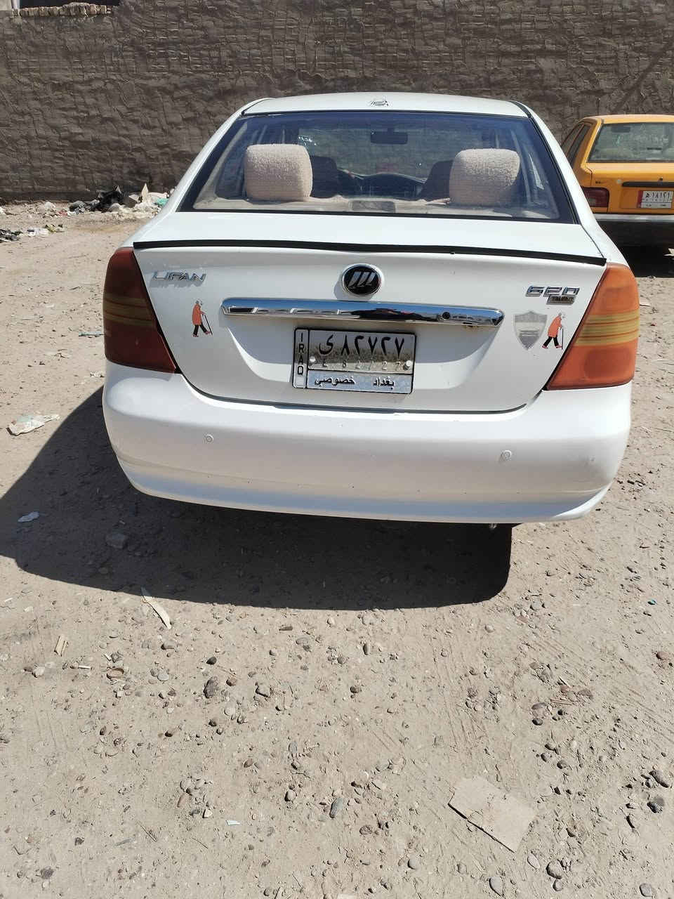 سلام عليكم البيع ليفان 620 موديل 13 كير ومكينه جدد كهربائياته كلهه شغاله سياره مال مصرف ومسدده باقي قليل وصولاتهه كلهن عندي مال تسديد راعيها يسوي وكاله مكان السيارة بغداد سعر 24رقم ***********
