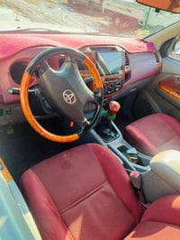 ٢٠١٠ • كير عادي • مكينة وكير اكسن