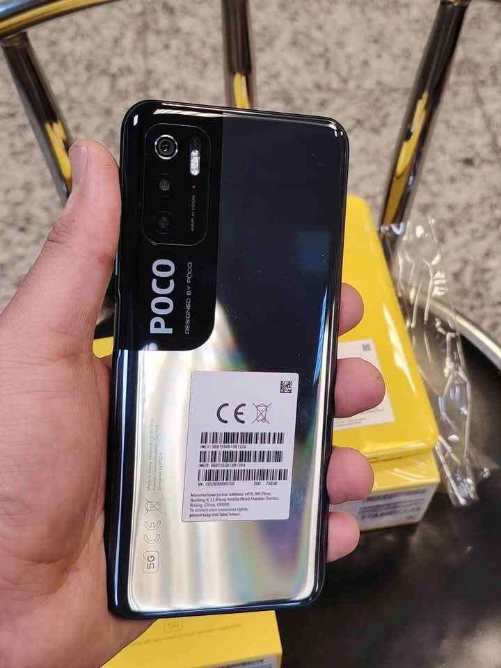 عيد مبارك ع امه محمد اجمعها 
الأقوى جهاز بالالعاب والتصفح مع ضمان بوكو m3 pro نسخه 5G
ذاكره ٢٥٦ رام ٨ كيكا
كاميرا خلفيه ثلاثيه بدقه ٤٨ +٢+٢ ميكابكسل
معالج قوي بالالعاب دايمنستي ٧٠٠ نسخه 5G  بالالعاب ٦٠ فريم
بطاريه ٥٠٠٠ ملي امبير
يمتاز جهاز بمواصفات التاليه
يتميز هاتف بوكو m3 pro 5G ، حيث يجمع بين دعم شبكات 5G السريعة، ومعالج MediaTek Dimensity 700 5G القوي بتقنية 7 نانومتر، وشاشة 90 هرتز سلسة، وبطارية 5000 مللي أمبير تدوم طويلاً، مع تصميم عصري وأداء ممتاز في الألعاب . 
سعر ١٣٥ الف توجد خدمه توصيل 
‏‪بغداد زيونه ربيعي مقابل مول دريم ستي 
اذا اتاخرت بالرد يرجى مراسله ع واتساب  أو اتصال 
***********
*********** بغداد, العراق
