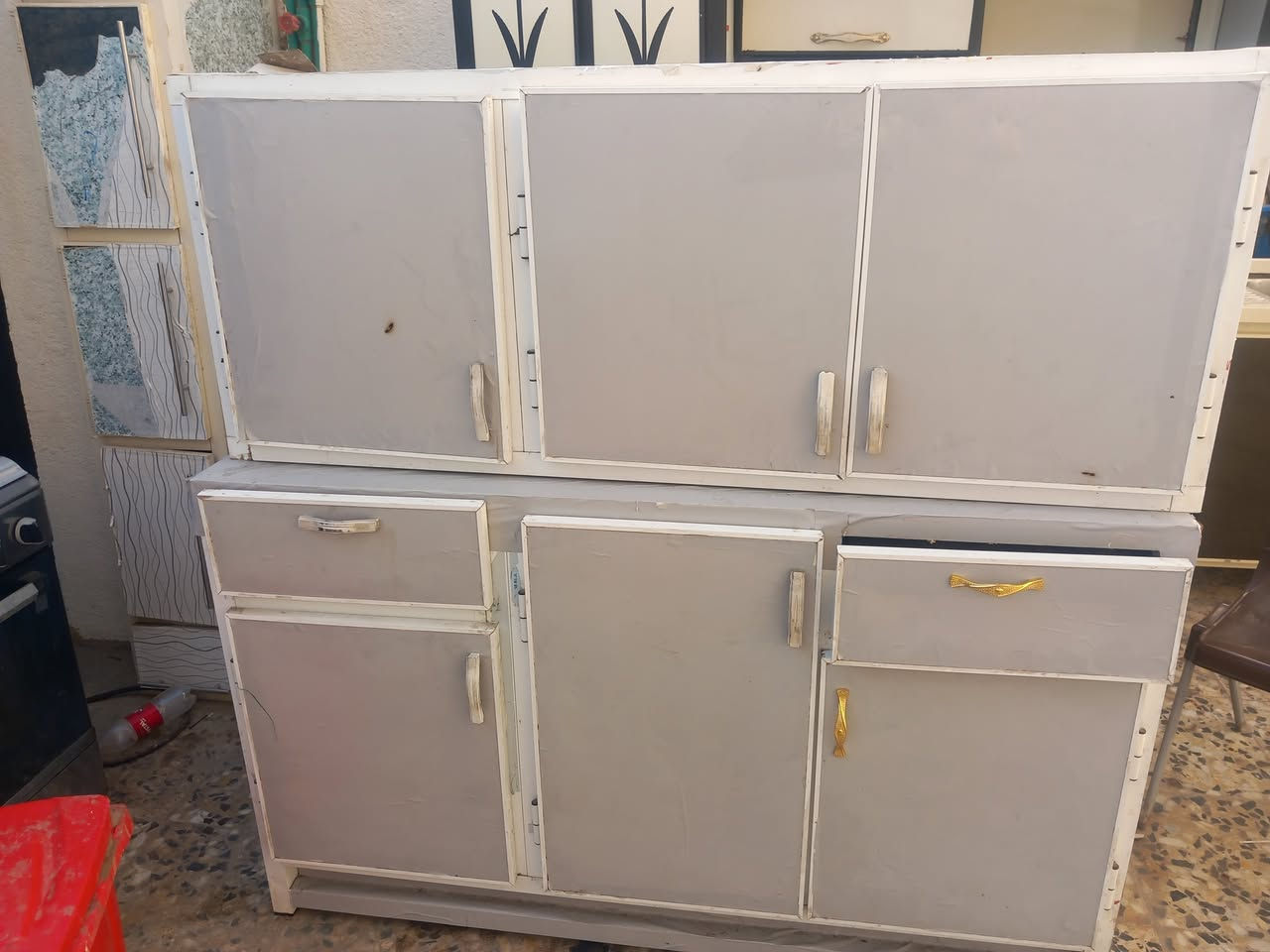 كاونتر تسكام قطعتين ب110الف
ميز طعام نظيف جدا 

الطول 120سم 

العرض 70سم 

السعر 70الف


**إذا كنت صاحب هذا الإعلان وتريد حذفه لأي سبب، رجاءا أرسل رسالة إلى الدعم الفني**