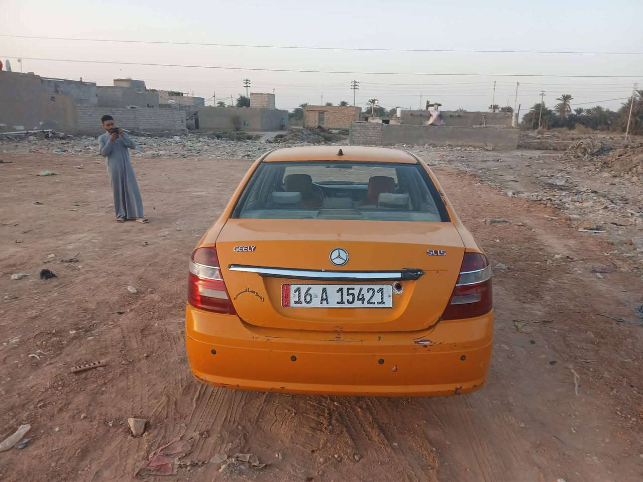 سلام عليكم جيلي موبل 2013 كير ومحرك خير من الله تبريد تدفئه شغلات حداديه نص عمر سعر 33 وبيه مجال قليل ***********
