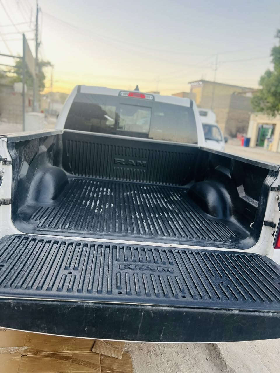 محل تيسير يوكن
من رخصت مدير الكروب 

مسويلكم عرض له يخبل 
 
تفليش الاسعار ( بخدمتكم اني ) ❤️

تخفيضات تخفضات.‼️‼️‼️‼️

حوض بدي قصير درجه اولى 100/100 كعده مالته تخبل 

  رام 2019-2026 

 ✅ (باقي كميه قليله وعليهن عرض ) 

السعر السابق (200$) ‼️ 

والسعر الان (160$) فقط ‼️ 

160$ فقط حوض بدي رام 2019-2026 
درجه اولى القالب المضبوط 100/100 

العنوان بغداد سنك مقابل كراج ابو طوابق 
محل تيسير يوكن 

*********** 
واني خادم لكم 

تحياتي لكم جميعا
