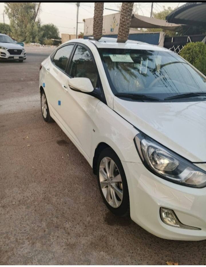 اكسنت خليجي 2013. فول مواصفات 
رقم بغداد كير محرك تبريد تدفئه كفاله 
مكينه حجم 1600 دوش المرغوب ماشيه 83. كم حقيقي
كير محرك بدون فتح 
السعر 103. اتصال ***********. 
بدون حادث بدون تبديل ادامه كامله للسياره 
تخم تاير بطاربه جديده ارضيه جلد 
داخل عسلي خليجي اصلي لونين 
ماشيه 83 حقيقي شرط فحص 
مواصفات فول بلو فتحه قماره تحكمات جهتين اشاير بالمري اربع دسك نظام ايكو جرس تنبيه للسرعه مكاني بغداد
