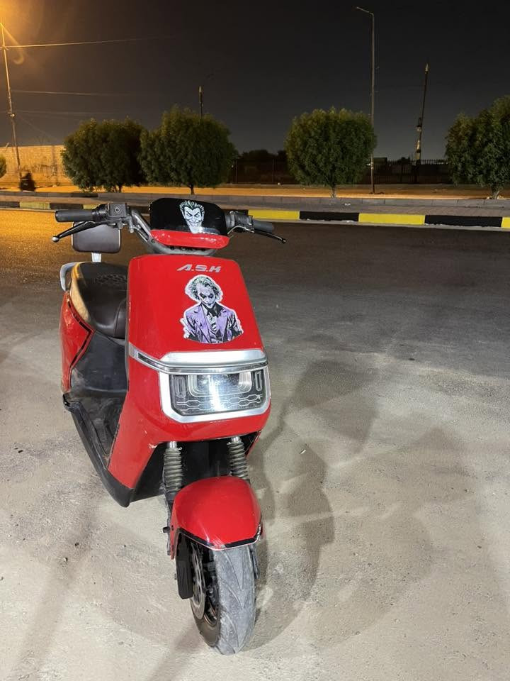 سلام عليكم

عدي دراجه ع الشحن استعمال قليل اخو الجديد 
٦بطاريات ملف  ٢٥٠٠ 

رقم ***********
