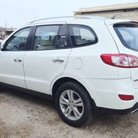 للبيع هونداي سنتافيا وارد خليجي موديل 2012 محرك 6 سلندر رقم بغداد مشرو...