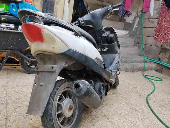 دراجه ماكس عداله بوشه 55دراجه اشاره يمنى يسر شغال دبلات خلفي امامي شغال سلف رياضي كزوز رياضي FM  كفراته كامله سوادت مثل بل الصوره كلجات مضبوطه خلفي امامي دراجه ما اعرف شبيه بحده طفت السعر350وبيه مجال الاستفسار ***********
