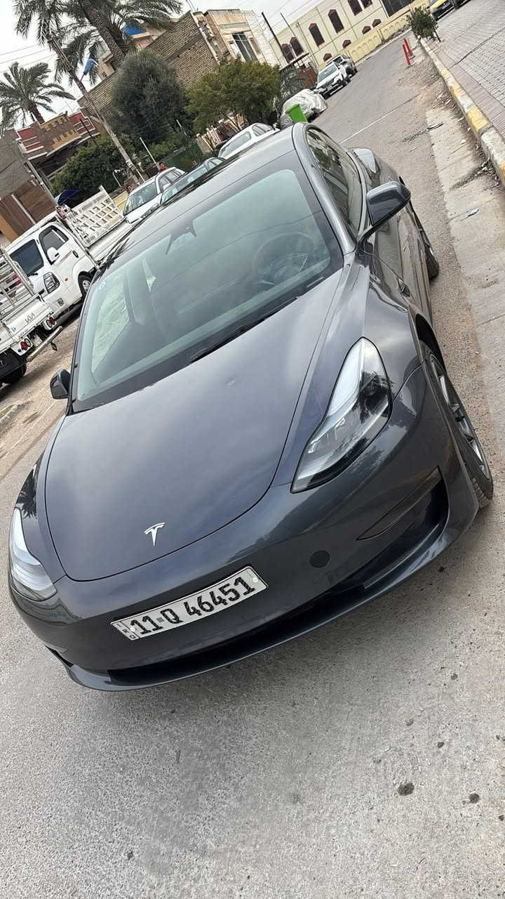 السلام عليكم للبيع
تسلا 3 موديل 2023

لون رصاصي

ماشية 31 ألف mi

1 ماطور

السياره حادثه الجاملغ الامامي اليسار مصبوغ نصفه  +بارد بسيط بالجاملغ الخلفي اليسار / صور الحادث ورقم الشاصي موجوده  مع الصور 

الايرباك سليمه شركة 
السياره اونلاين

مواصفاتها: 

-مقاعد جلد اسود

-سقف بنرامي كامل 

-كامرات جانبيه تفاعليه مع الاشاره

-رادار تفاعلي يضهر لك السيارات ع الشاشه 

-جنطه كهرباء 

وبعد موجوده عده مواصفات مامذكوره

مكان السيارة بغداد العامريه

رقم السيارة بغداد 

السعر 16900$

***********

***********
