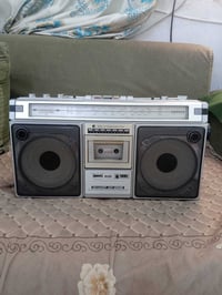 اخوان جهاز شارب ياباني اصلي شغال بالكامل نظافة 99 بالميه جديد كهرباء 2...