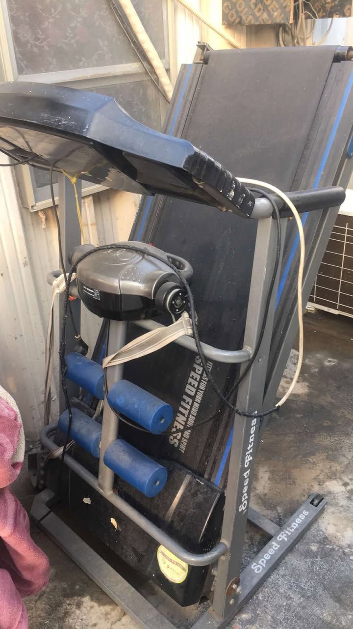 جهاز جري نظيف كله شغال سرعاته وجهازلبطن مالته يشتغلن لسعر ١٥٠وطباخ اخولجديدعيونه تخبل للبيع ب١٢٥


**إذا كنت صاحب هذا الإعلان وتريد حذفه لأي سبب، رجاءا أرسل رسالة إلى الدعم الفني**