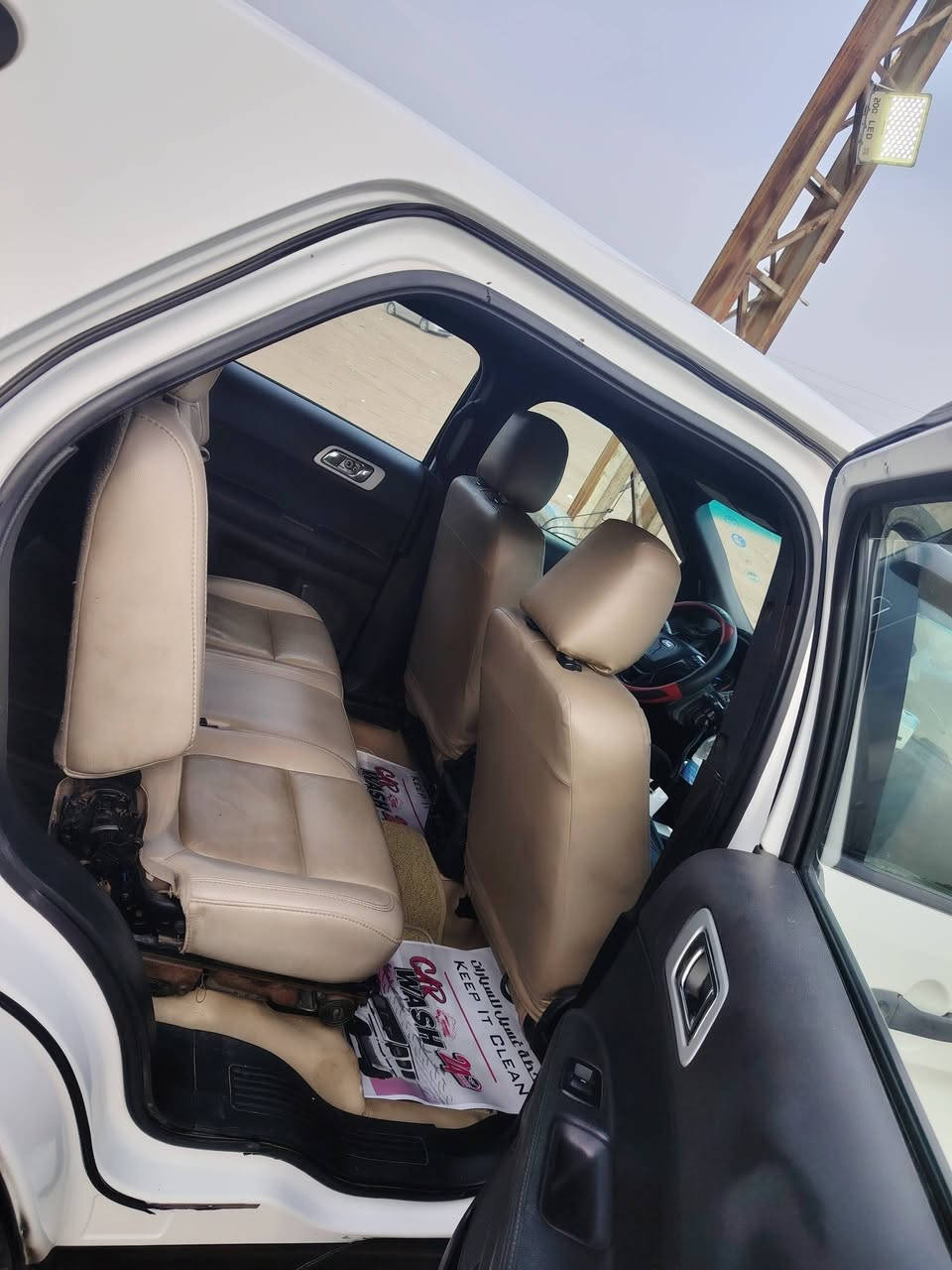 السلام عليكم ورحمة الله وبركاته فورد إكسبلورر بوليسي 2016 رقم بابل للبيع السعر 140وبيه مجال والله جنت عارضه ١٥٥ بس والله متوازي ع بيعته والسياره ما تعب نفسي تجي تفحص على مرامك وتتاكد من كلشي وتقتنع يله نتكاتب موجود واتساب ***********
