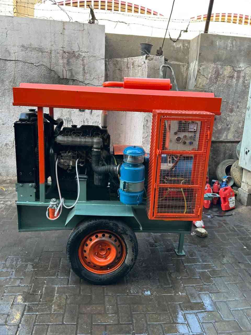 مولده كيه  تشغيل نضام اتو تشغيل او إطفاء ذاتي
محرك 2701ستاندر مكفول من تنقيص واتبخير 
راس توليد 30 كفي نحاس 100,100 شركه دولفين 
ضمان حقيقي  سعر ١٨ ورقه بيه مجل 
***********
