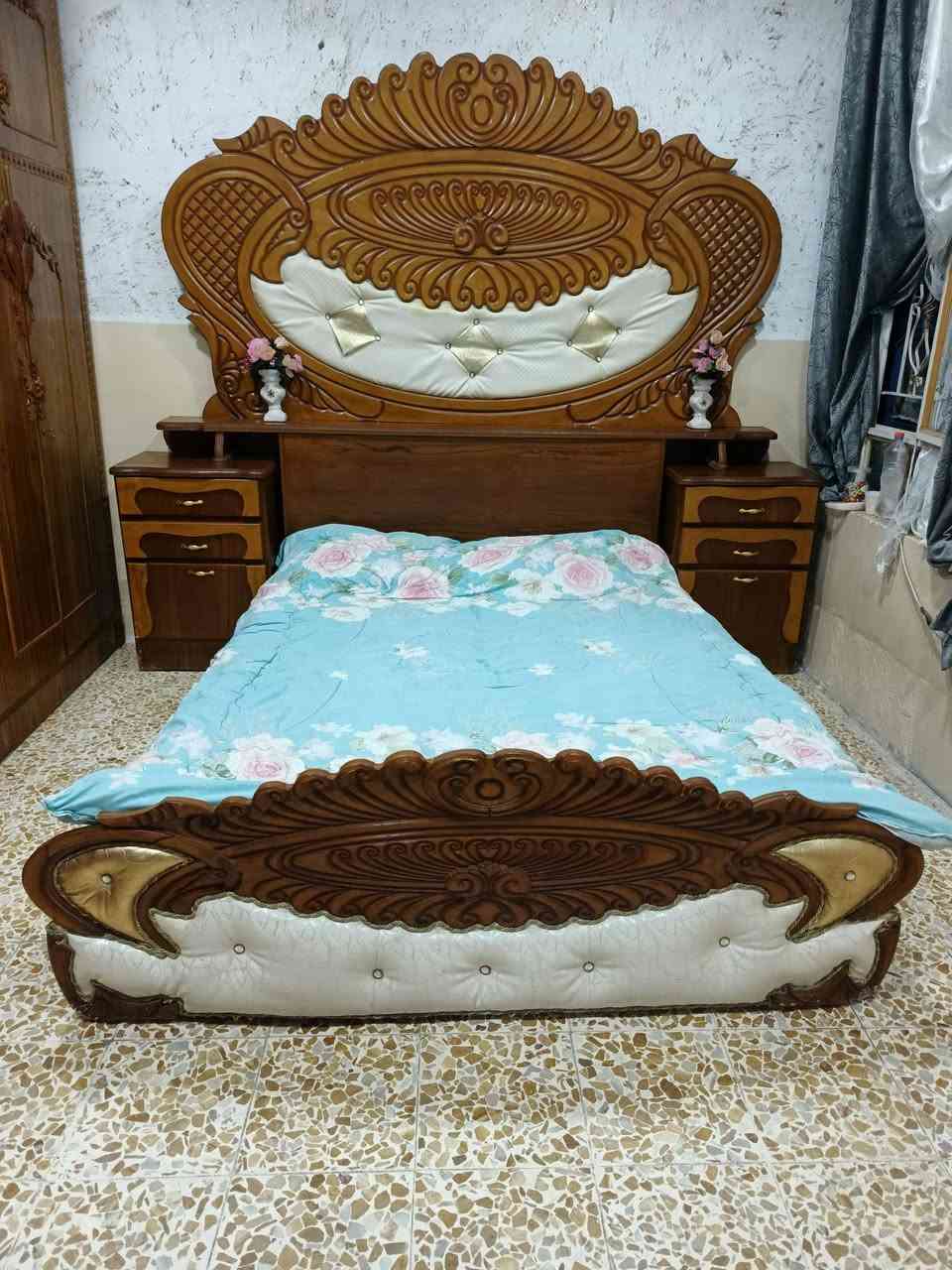 غرفه نوم مستعمله شي قليل سعرها ٨٠٠رقم اللتواصل ***********
