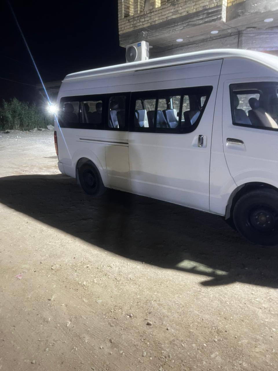 السلام عليكم جنبي هايكر موديل ٢٠١٥ مكفوله عد الدواير بيها صبغ السعر ١١٥ للاستفسار الاتصال ***********
