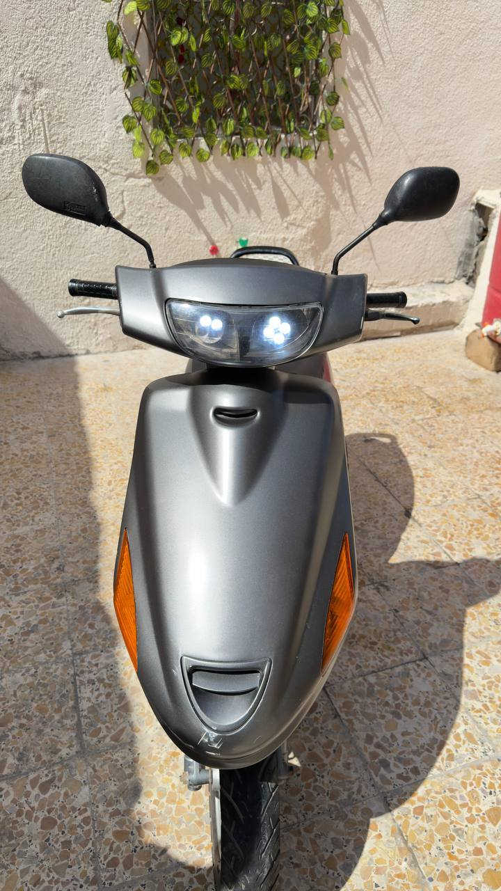 دراجه فراشه ما مفتوحه ولا تبخير ولا تنقيص نضيفه كفاله محرك السعر ٦٥٠ مكان البصره كرمة علي تواصل *********** البصرة, العراق
