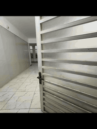 السلام عليكم قاعه طابق ثاني مساحتها (260m) موقع البنايه شارع السكلات مقابيل مدرسه الفيحاء للبنات كانت سابقاً معهد لدروس التقويه مثل ما موضح بالفيديو للاستفسار الاتصال على رقم صاحب البنايه *********** (مكلف بالنشر)
