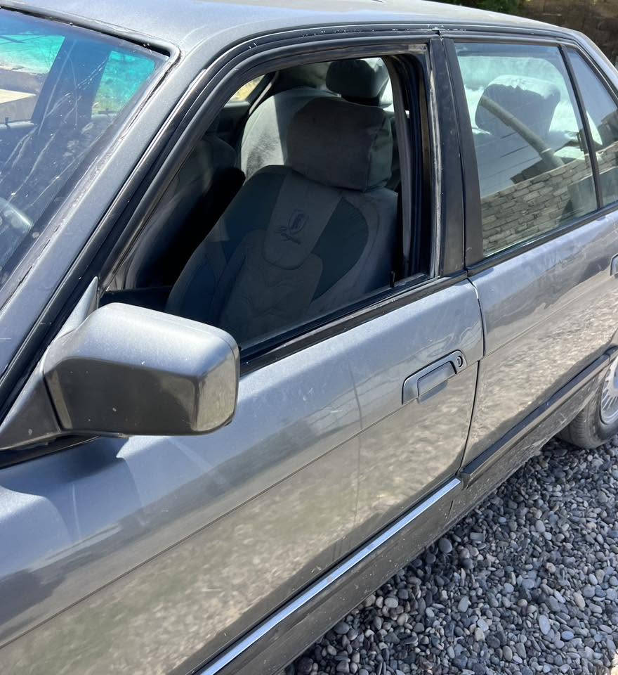 للبيع BMW 730 موديل 91 رقم نينوى الماني تحويل مباشر مصبوغ عام جماليه. محرك وكير بحاله ممتازه شرط فحص السياره كامل 
السهر 33$ وبيها مجال ***********
