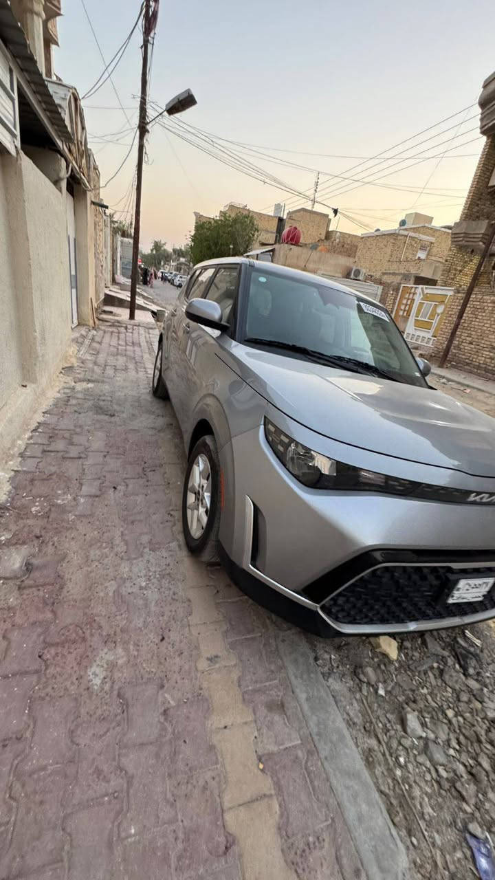 " كيا صول موديل 2023 "
• السياره مصلحه وبحالة ممتازه 
• سبير عده موجود
• گير محرك نظيف جدا 
• صور الحادث مرفقه مع سونار 
المواصفات 😕 شاشة ديجتال / رادار تعديل مسار / رادار اوتو بريك امامي وخلفي / رادار جانبي / ويل كب / اطفاء ذاتي / شاشة كبيرة / كامرة دوارة / ٣ انظمة قيادة / كروس سرعة / مانع انزلاق / محرك 2000 دوش 
حادث تبديل فقط جملغ صور الحادث موجودة مع الصور 
السعر 145 ورقة
***********
 ----------------------------------------------------------------•
