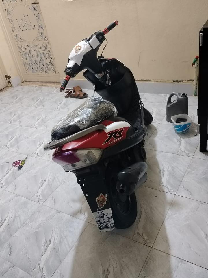 ماكس عدله للبيع دراجه شوفت عينك بيها فقط صوت بل كلج الخلفي دراجه ربع متذب عليها عدا الكلج السعر ٤٢٥ وبيها مجال للطيبين المكان ديالى المقدادية ناحيه الوجيهيه رقم المبايل ***********
