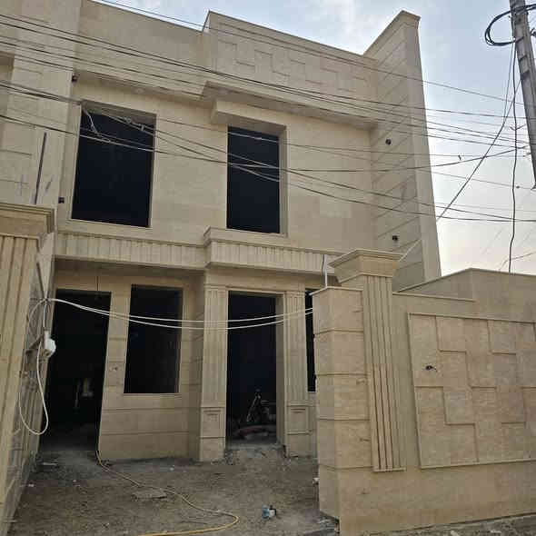 تجهيز الواجهة لموقع ١٩ بستان الحلو، بأفخم انواع المرمر بنظام الميكانيك الحديد.

مكتب سكوير الهندسي، للاستفسار زيارتنا في مكتبنا الواقع في شارع اربعين قرب مركز الانوار، او الاتصال:- 
***********
0787881177
