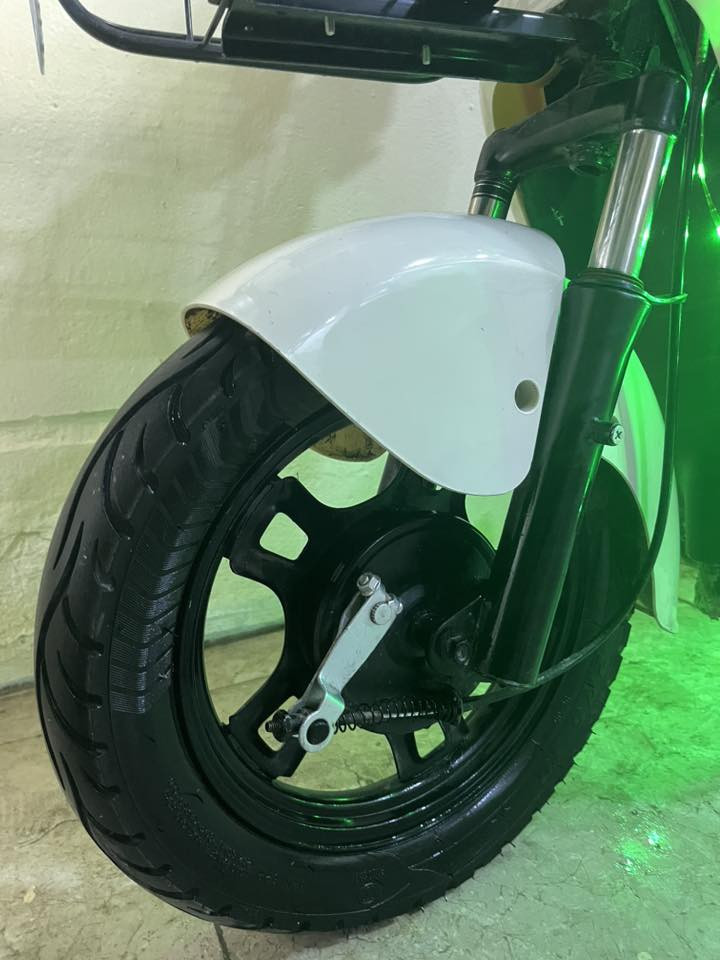 دراجه شحن كلاسيكي
حجم 10 في 275
اسم الموديل كلاسيكي
4 بطاريات كبير قياس 20 ابيرمأأ V
ملف 500 واط *
نقطع مسافة 45 كيلو متر حقيقي
مواصفات
أم بي اثري
لايت +لد نهاري
اشاير خلفي أمامي يمين ويسار
4 دواسات خلفي امامي
4 دبلات خلفي امامي حاطا ٧
دبل استان وسط وخلفي تشغيل واطفاء عن بعد مانع سرقه انذار كشن منفصل
قفل كهربائي
ابريك حساس بنزات خلفي امامي
الموقع !بغداد جميلة قرب علوة 58 قرب سوق الرضوي
الاستفسار ***********
