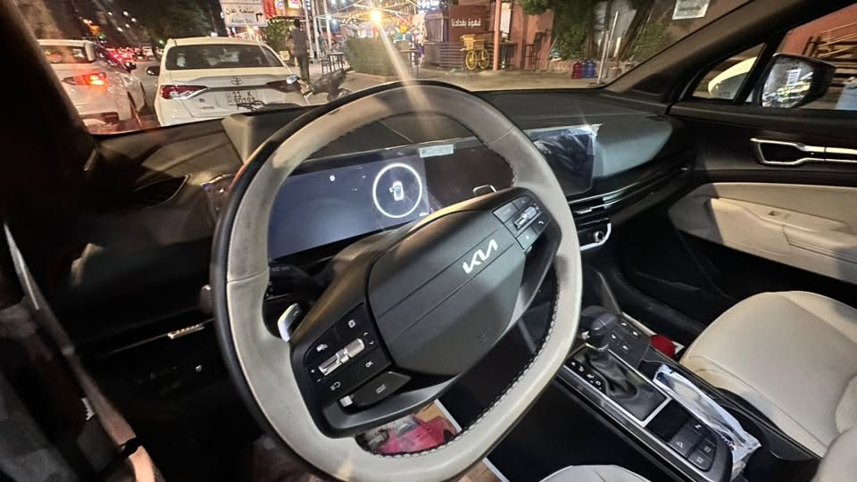 عندي سبورتج 2026 فول مواصفات اعلى شي
بنراما لون ابيض رقم بغداد بسمي ماشية قليل500 زيرو قبل عشرين يوم اخذتة من شركة الدولية بيهة تبديل دهن 3 سنوات وضمان 5 سنوات 
عارضة للبيع سبب البيع عندي مريض
***********

