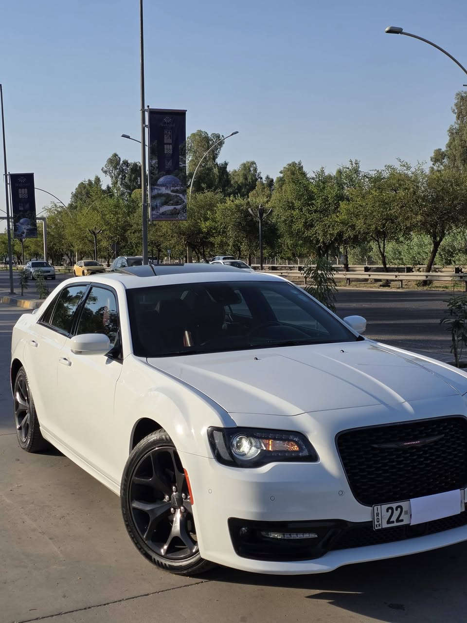 أوباما موديل 2021  S
فوووول مواصفات للأخير شركة هارلم بانوراما بصمة داخل أحمر بجم عريض رادار أمامي وجانبي وخلفي ونقطة عمياء كشنات كهرباء كشنات تدفئه وتبريد ستائر خلفي كهرباء حساسات أمامي وخلفي شفتات كير بلمقود لايتات زينون وحاجب لد وبك لايت لد وكشافات لد كشنات خزن دمام بالصندوق فوووول للأخير ماشيه 32 فقط كفالة عامة بدون صبغ بدون بارد بدون اي ملاحظه السيارة جديدة خااام مكاني الموصل المجموعة الثقافية للإستفسار 
***********
***********
