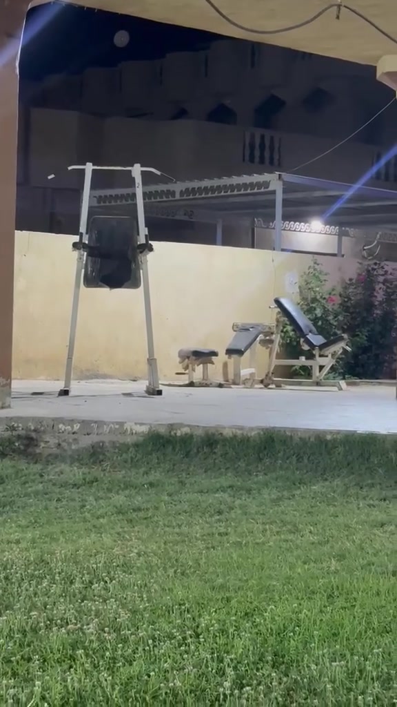***********
مستويه وسفليه الاثنينهن ١٠٠ الف
عقله ١٢٥ الف
متحركه ١٢٥ الف
