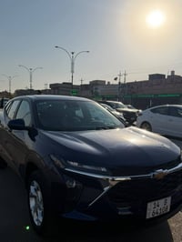 شوفرليت تراكس 2024 RS بيها نسبه قرق 5بالميه بدون دواخل كلها على وضع ال...
