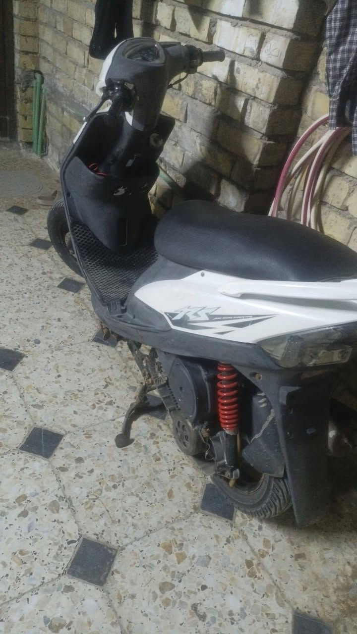 البيع بلاديه قبق هندر موجود سوادمال هندر موجوده مكاني دوره ابو دشير رايده ب 700وبيه مجال حك جيه 
***********
موجود عل خاص ٢٤ساعه
