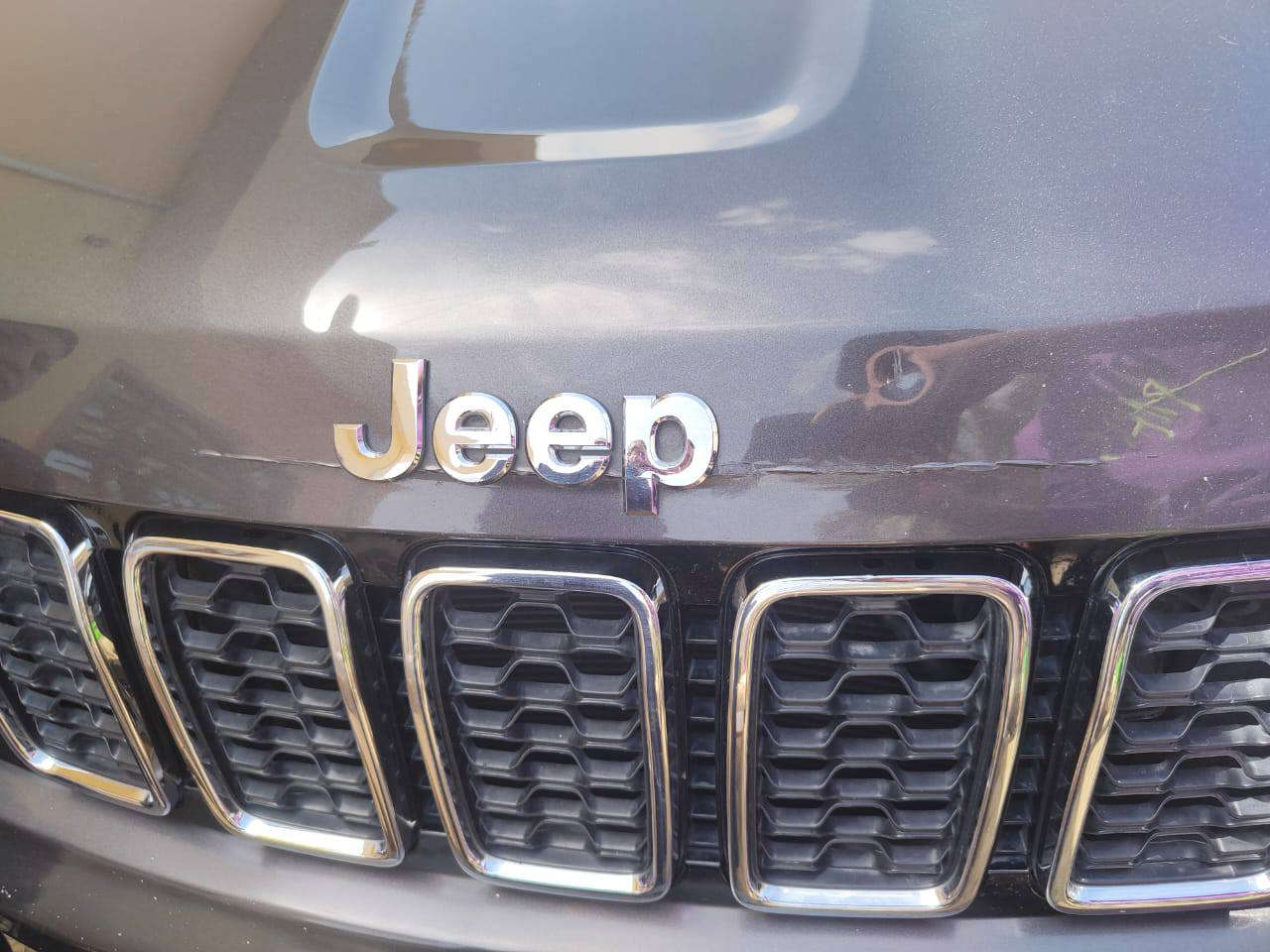 سلام عليكم للبيع
جيب كراند شيروكي لمتدد اخوان مكلف بالنشر الاتصال عل صاحب الرقم

موديل 2017

فول السيارة عل وضع الشركة 

عدة تبديل الدبلات الامامية فقط 

سيارة مال بيت 

مواصفات :

1-كشنات جلد 

تدفئة + تبريد 

2-ستيرن هيتر 

3-تحكمات ستيرن + شفتات 

4- بنوراما السقف 

5- صندوق كهرباء 

6-نظام نقاطة عمياء 

7-حساسات خلفية + رادار 

8-قطعتين تبريد 

9- مودات قيادة 

10- كير ماوس 4*4

11-كير 8 سرعات 

12- سماعات + دمام خلفي 

13-جام اوتو 

14-رقم ديالى 

15-كشنات خزن ميموري

سيارة ستيراد عل ايدي لحد الان 

ضرر موضح بل سونار. يوجد شخط خفيف. 

السعر المطلوب 235$ بيها مجال 

مكان السيارة ديالى خان بني سعد

رقم الهاتف /***********
