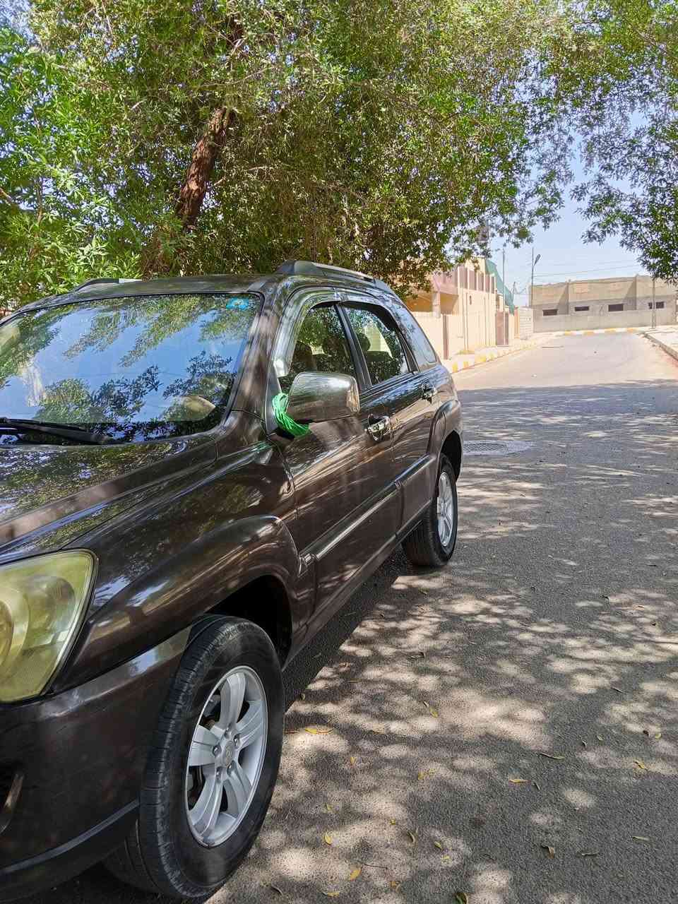 السلام عليكم عندي كيا سبورتج موديل 2009خليجي مكفوله بدون قطره صبغ السياره بيها صوت بالمحرك ابيع كايم بس هوه لاتنقيص ولا تبخير بس ابيع كام كير مكفول صدر امامي خلفي خير من الله تخم تاير جديد رقم بغداد دولي بأسمي تحويل ثاني يوم سعرها 107وبيها مجال ان شاء الله للاستفسار الاتصال ***********
