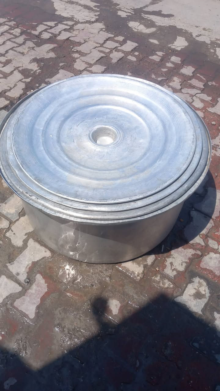 السلام عليكم جدر سيت حشاويات العنوان بغداد رقم الهاتف ***********
