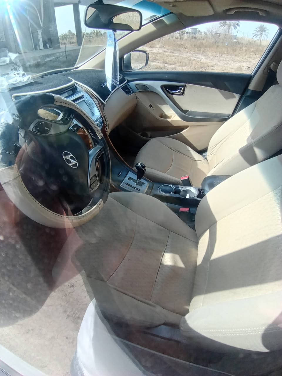 را موديل ١٤ رقم بغداد 11 محرك ١٨٠٠ نضام أيكو خليجي فول مواصفات فتحه بالسقف بيها بس باب السايق مبدل فقط و رصعه صغيره بالجاملغ الخلفي بدون دواخل تدفئه تبريد خير من الله ***********
*********** السعر ١٢٨
