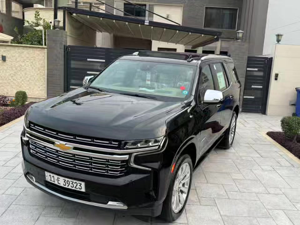 السلام عليكم
شفرليت تاهو 23 بريمير خليجي رقم بغداد وكالة المنصورة مواصفات 1/1 مواصفات البريمير معروفة 
بحالة الوكالة مكفول ماشي 44 الف كم قابل للزيادة باسمي تحويل ثاني يوم 
السيارة موجودة بالبصرة 
للاستفسار على الرقم *********** يوجد واتس رجاءآ للشراي فقط.
