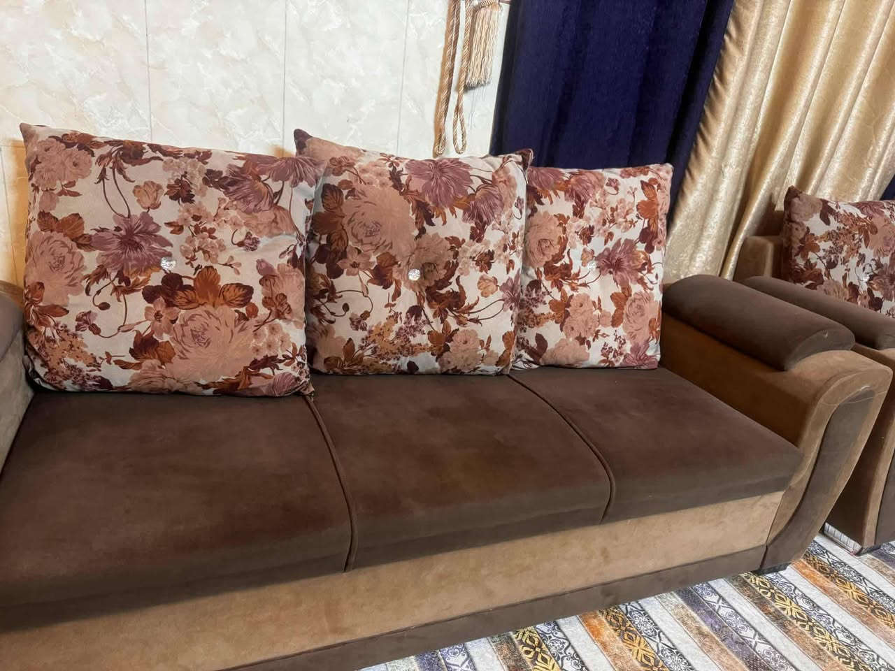 السلام عليكم تخمين نضيفات جدآ لبيع بسعر مناسب
مكان محاويل
استفسار ***********
