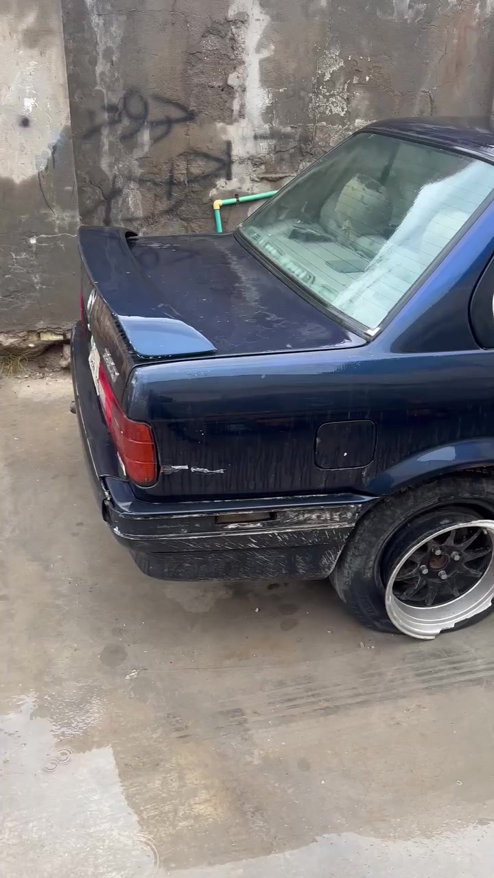 اسلام عليك من رخصه صاحب الكروب BMW320 مكينه مسكر 20تك فانوس كير جاترك مع ضفيره وتفرعات حاويه شادهن رقم بغداد يرادلهة ويل خلفي مع درايم شفت  باتري وزوج تاير امامي جديد يرادلهة ترتيب  هاذه رقمي ***********تصل وبيك خير ودلل والمايعجبه المنشور ينورنه بصلاه على محمد
