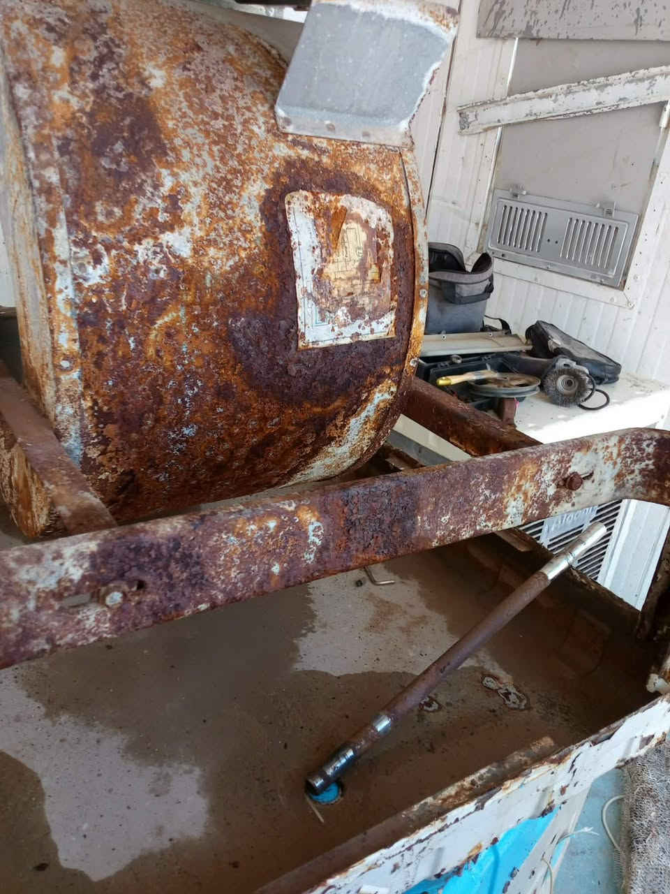 سلام عليكم  احنا مقبلين على صيف عندك مبردة وحاير مالك خلك
ادوات مبردات حلفات كلشي يوصلك الباب بيت
تنضيف مبردات
صبغ مبردات
صيانه مبردات 
يوجد صيانه موقعي جيك للبيت ويوجود توصيل  
ومن الله التوفيق *********** ياريت تسوي مشاركه
