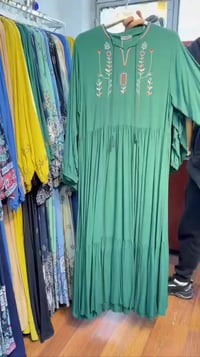 فساتين فيسكوز • ٥٥٠ قطعة • شروات نسائية